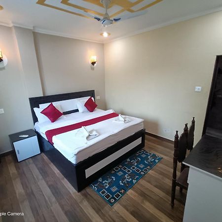 Mohit In Paying Guest House Varanasi Exteriör bild