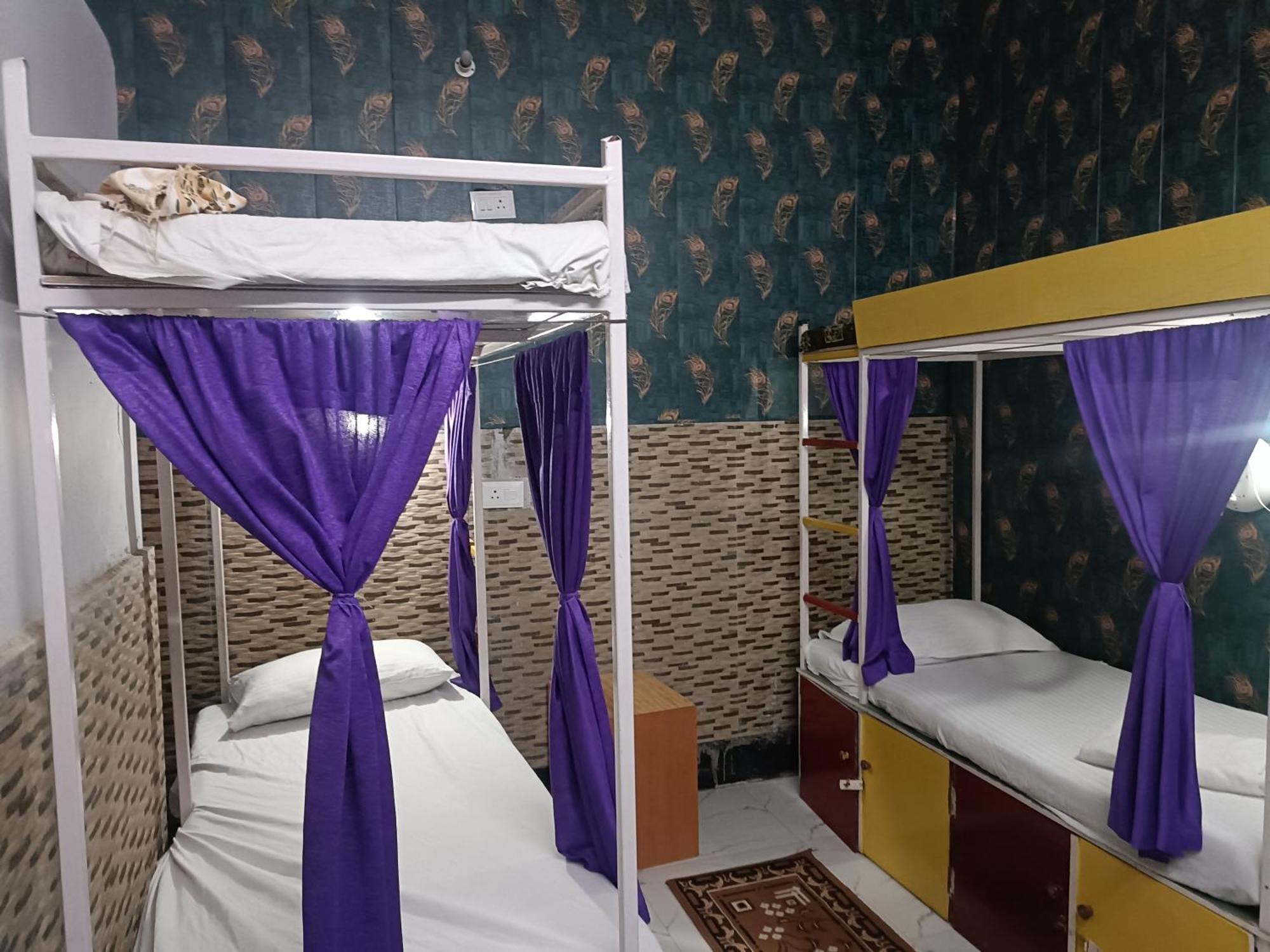 Mohit In Paying Guest House Varanasi Exteriör bild