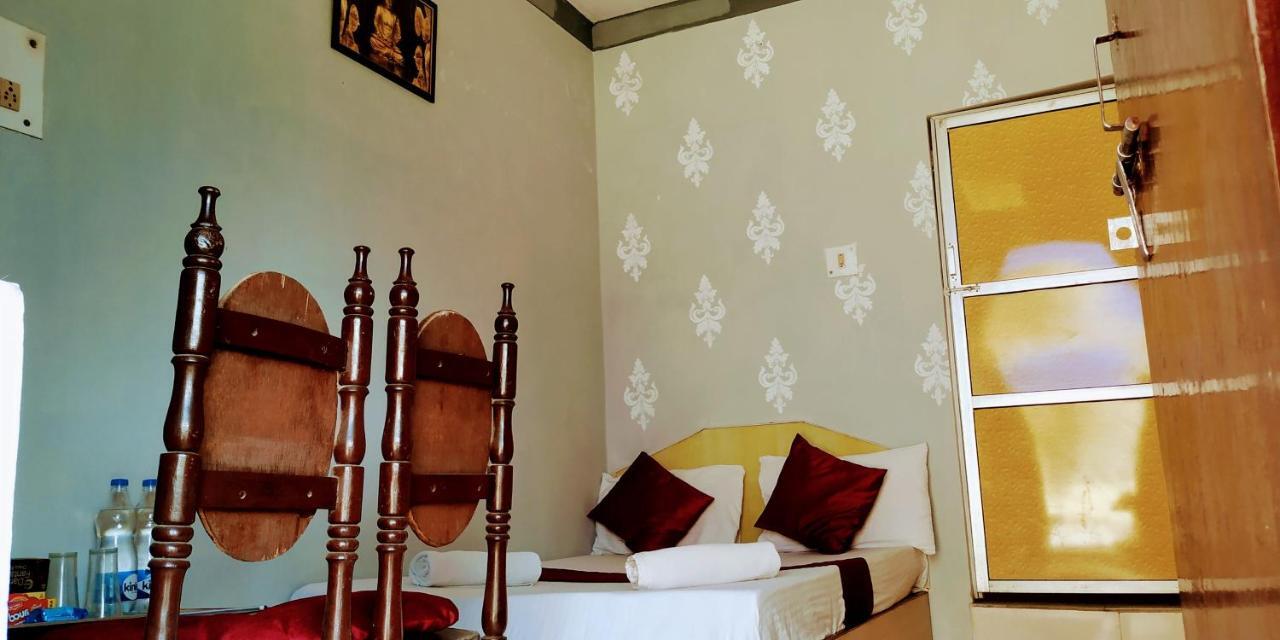 Mohit In Paying Guest House Varanasi Exteriör bild